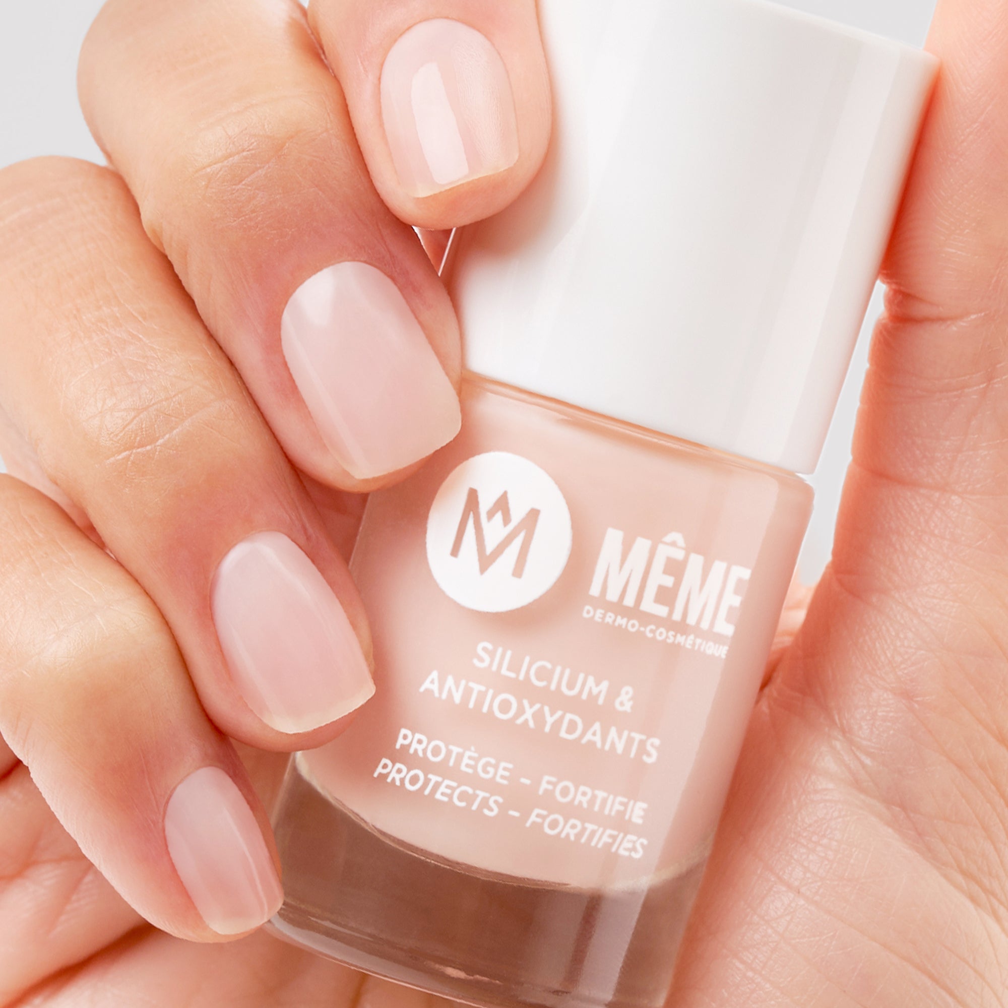 Même Cosmetics - Nagellack mit Silicium - diverse Farben 10 ml